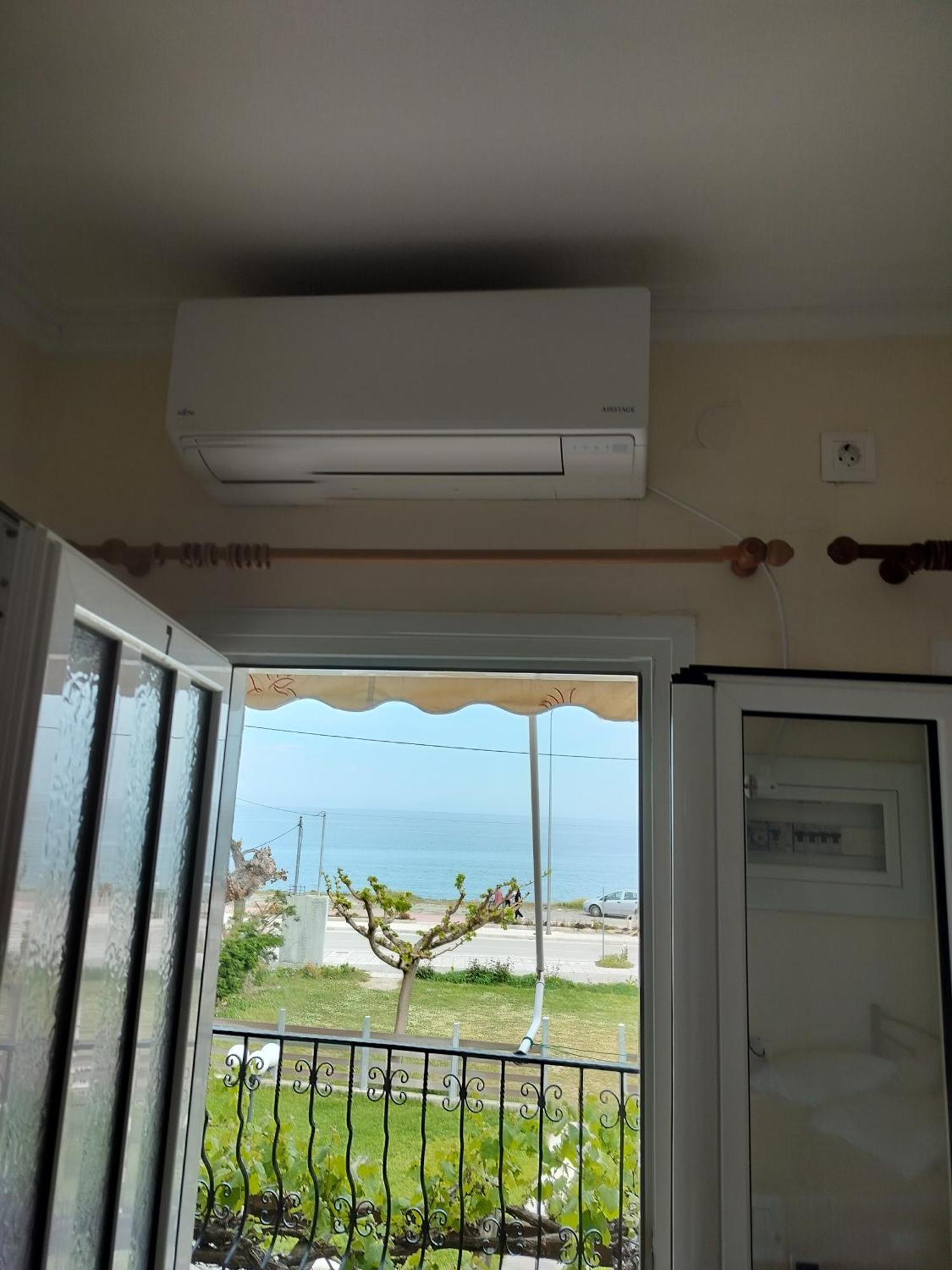 Velika Beach Rooms Exterior photo